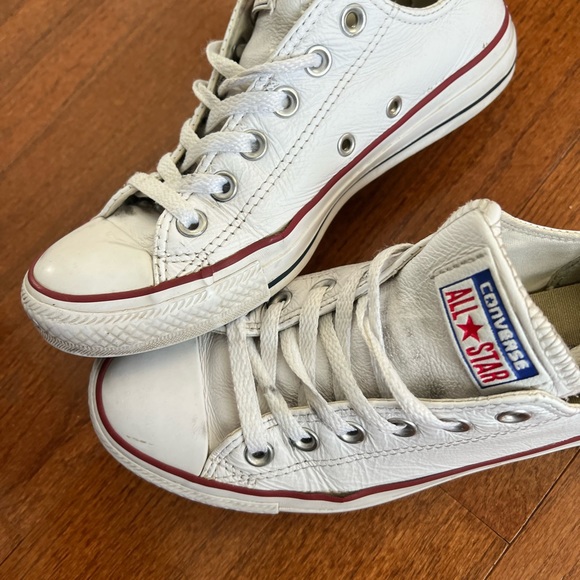White Leather chuck Taylor Converse 7 - Picture 2 of 11